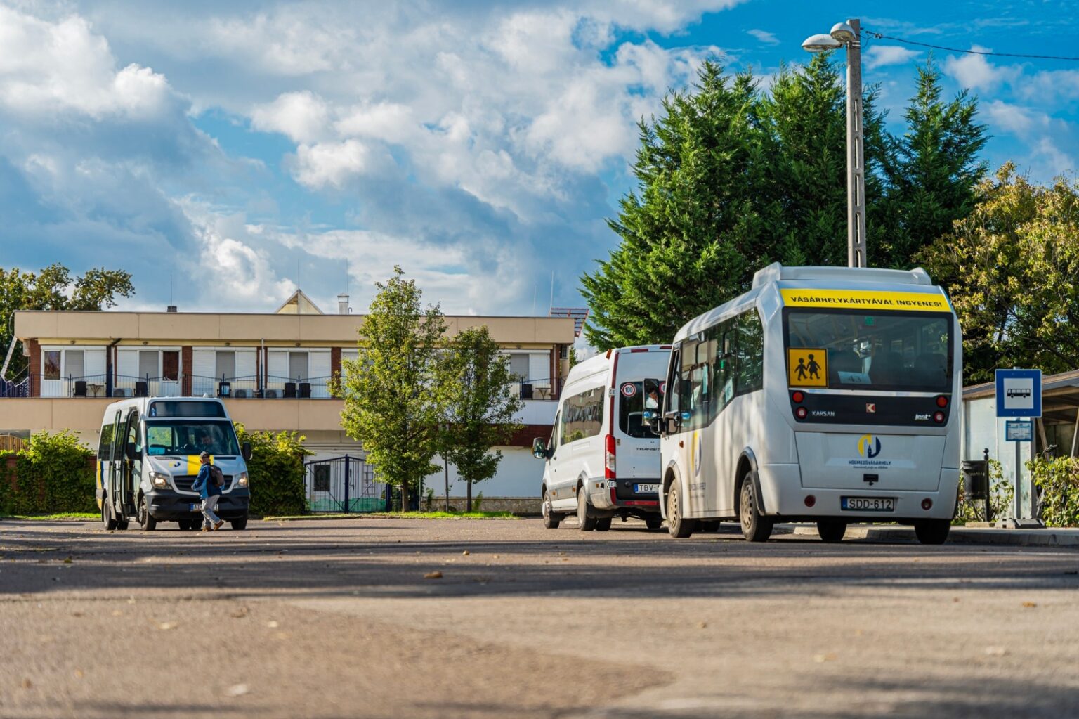 A Balaton Busz Bt. buszai Hódmezővásárhelyen 2024 októberében