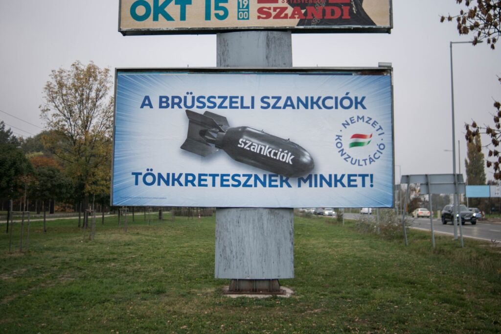 Nemzeti konzultációs plakát 2022-ből