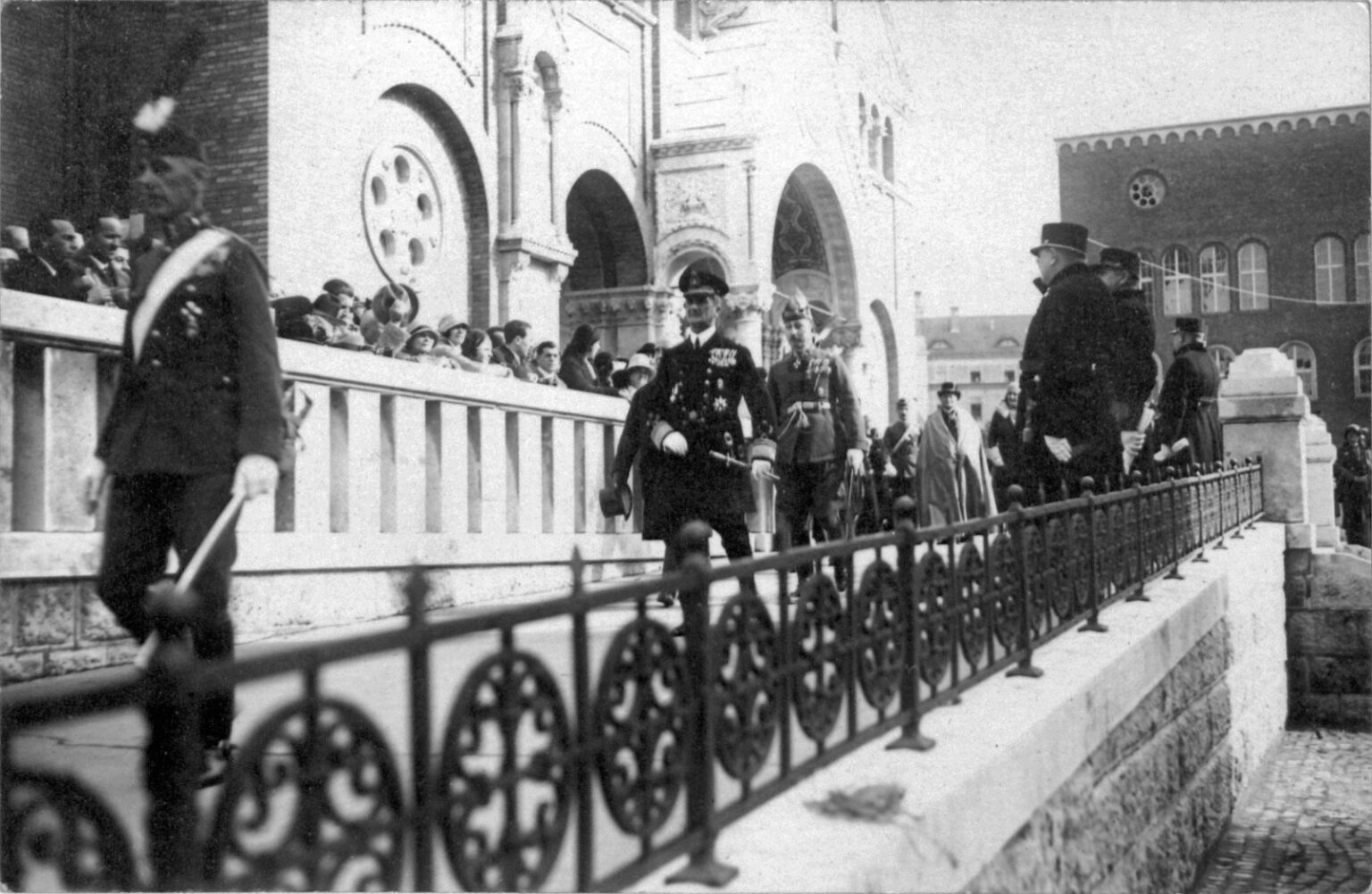 Horthy Miklós és az eltűnt kőfal