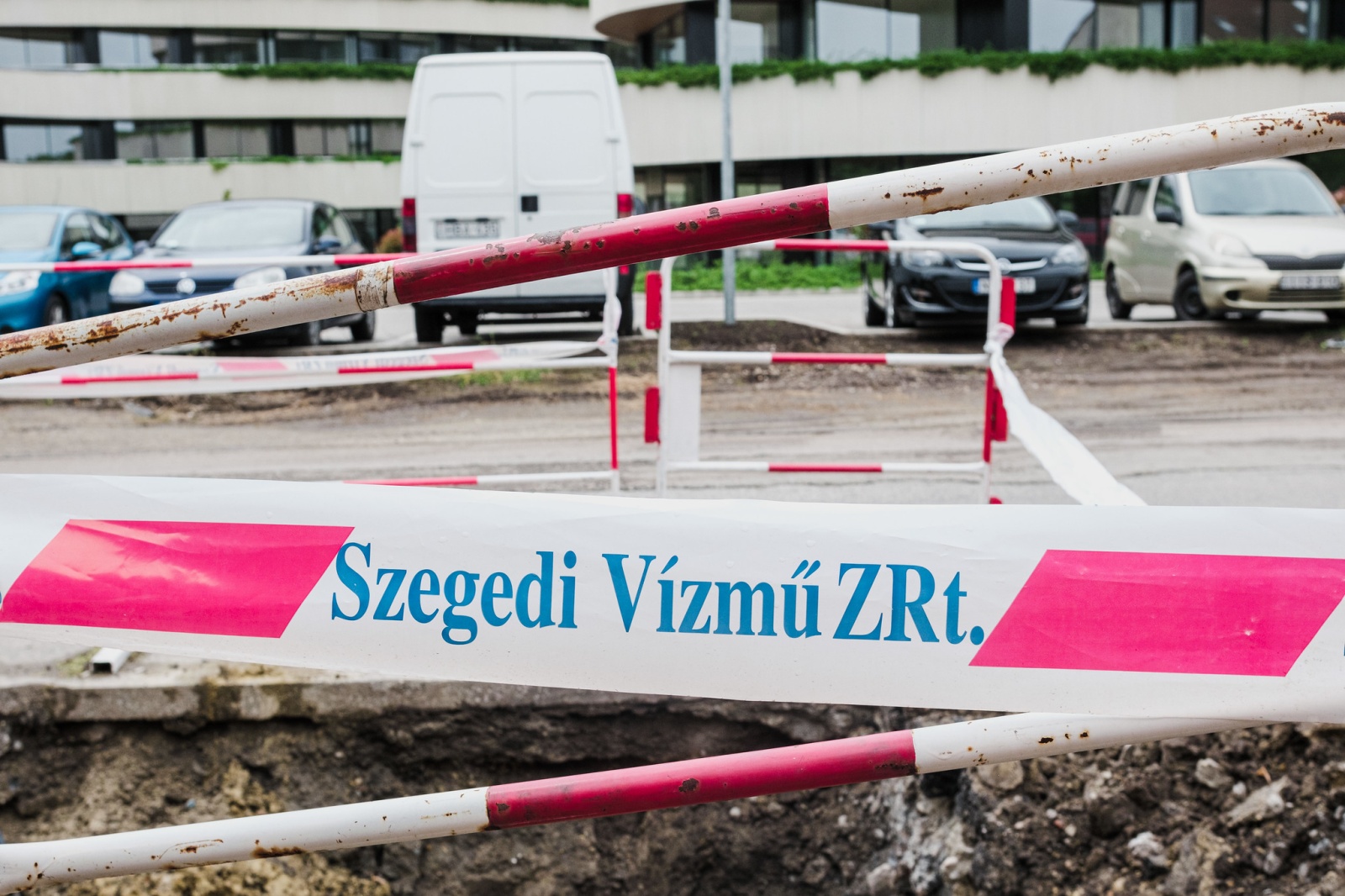 Két utcát is lezárnak a Lidl mellett szennyvízcsatorna-felújítás miatt