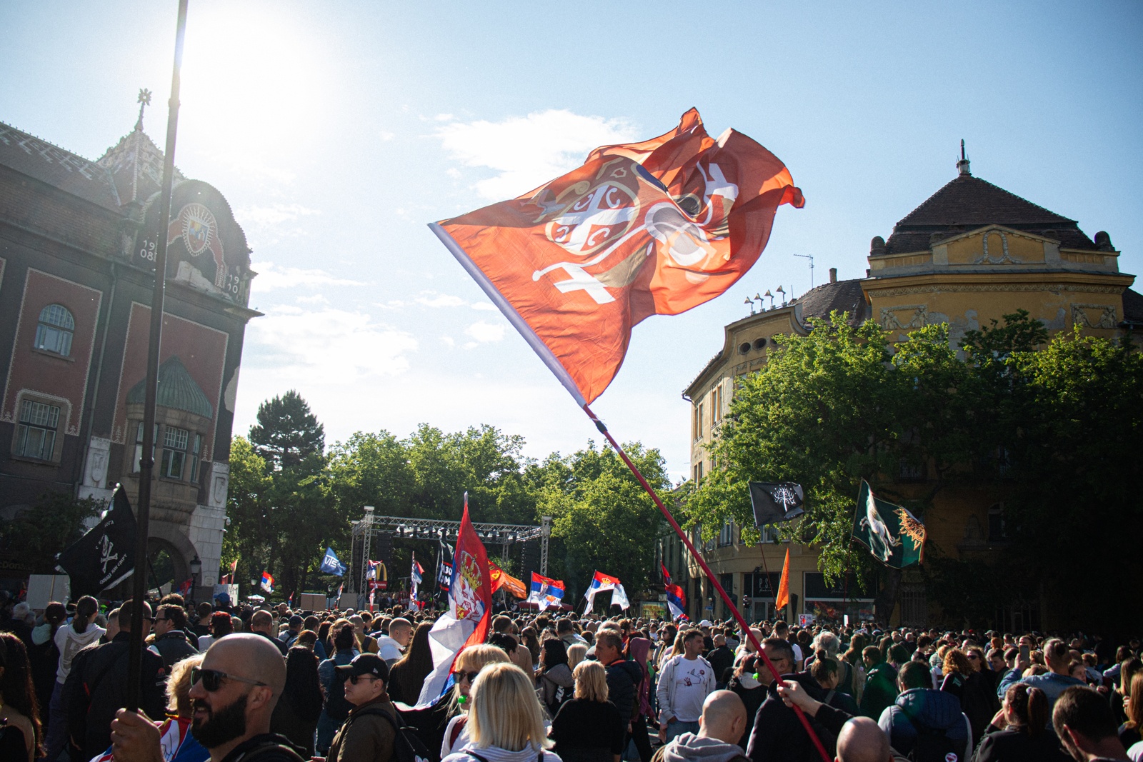 Szerbia-szerte ünnepelték az Egyetemista Lista győzelmét