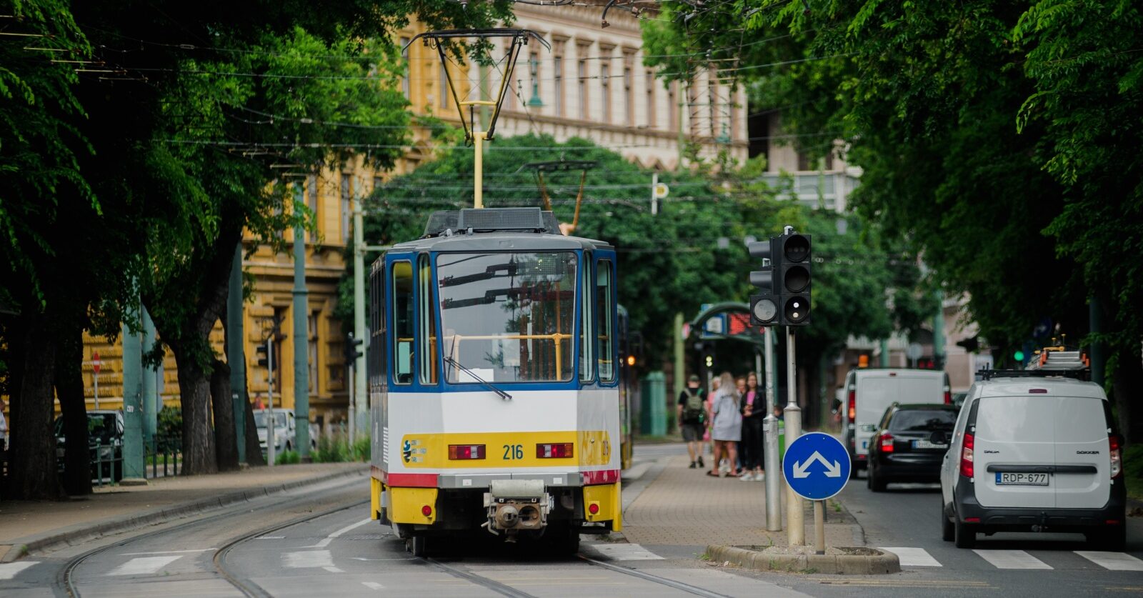 Rövid időn belül kétszer is villamosba hajtottak autósok Szegeden