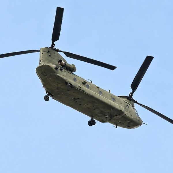 Amerikai Chinook helikopterek húztak el Szeged felett pár száz méteres magasságban